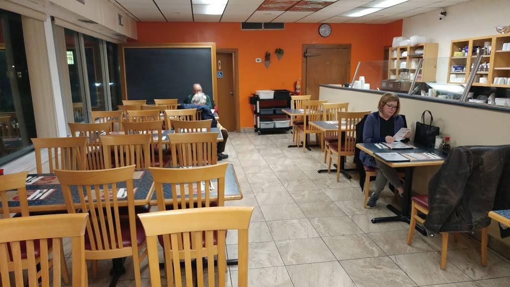 Gar Won Chinese Restaurant | restaurant | 5709 Tecumseh Rd E, Windsor, ON N8T 1E1, Canada | 5199456888 OR +1 519-945-6888