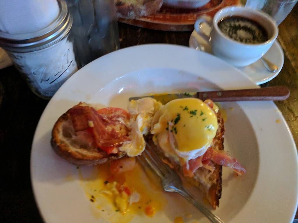 Fada | restaurant | 530 Driggs Ave, Brooklyn, NY 11211, USA | 6462917889 OR +1 646-291-7889