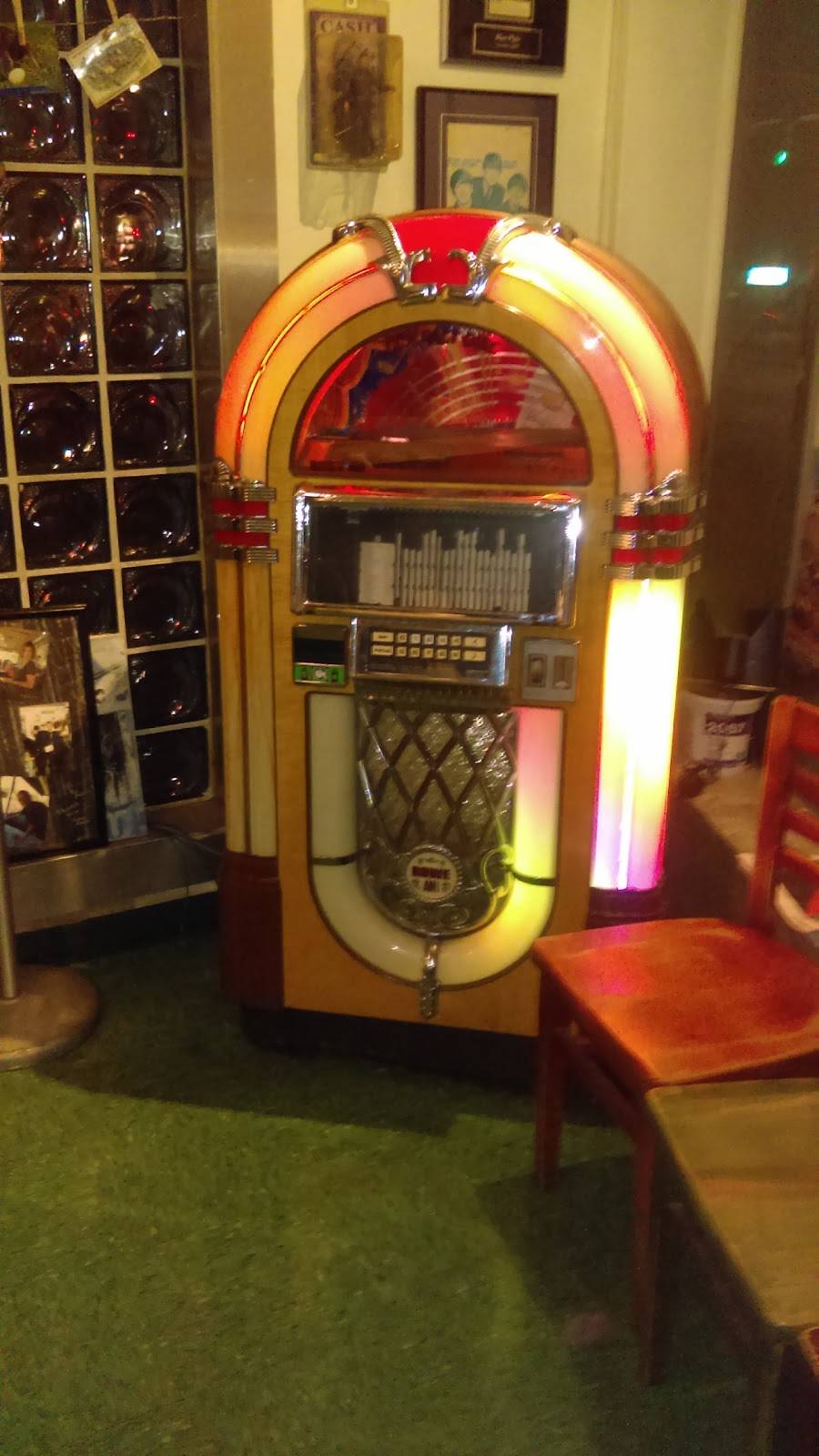 The Blue Plate Diner | restaurant | 2041 S 2100 E, Salt Lake City, UT 84108, USA | 8014631151 OR +1 801-463-1151