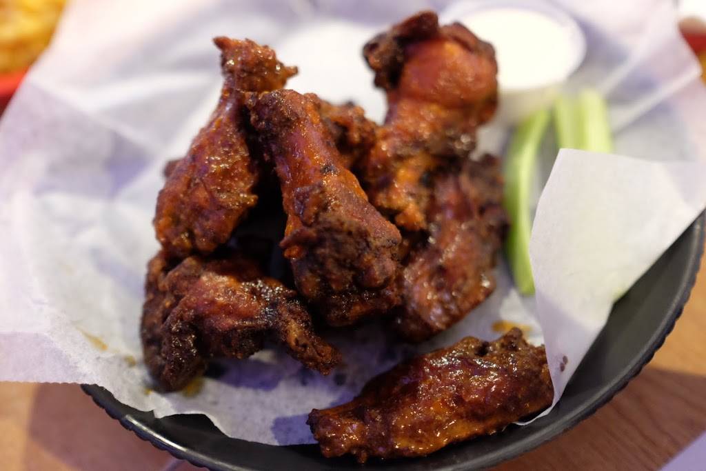 Sweetwater Tavern | restaurant | 400 E Congress St, Detroit, MI 48226, USA | 3139622210 OR +1 313-962-2210