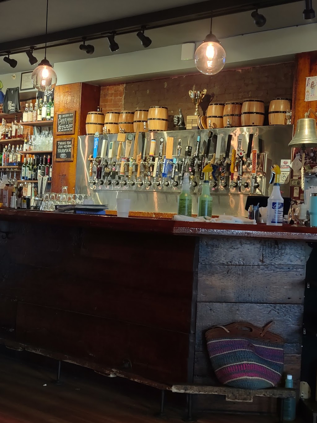 the Malted Barley | restaurant | 42 High St, Westerly, RI 02891, USA | 4013152184 OR +1 401-315-2184