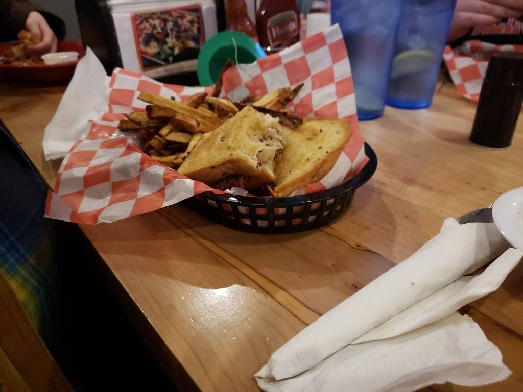 Minerva Classic 57 | restaurant | 317 E Lincolnway, Minerva, OH 44657, USA | 3308683684 OR +1 330-868-3684