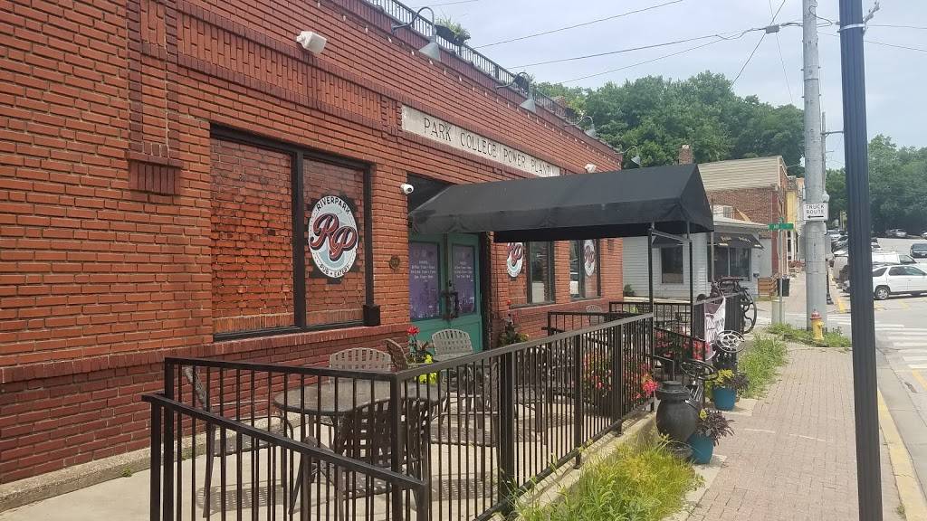 Riverpark Pub and Eatery | restaurant | 2 Main St, Parkville, MO 64152, USA | 8168595352 OR +1 816-859-5352