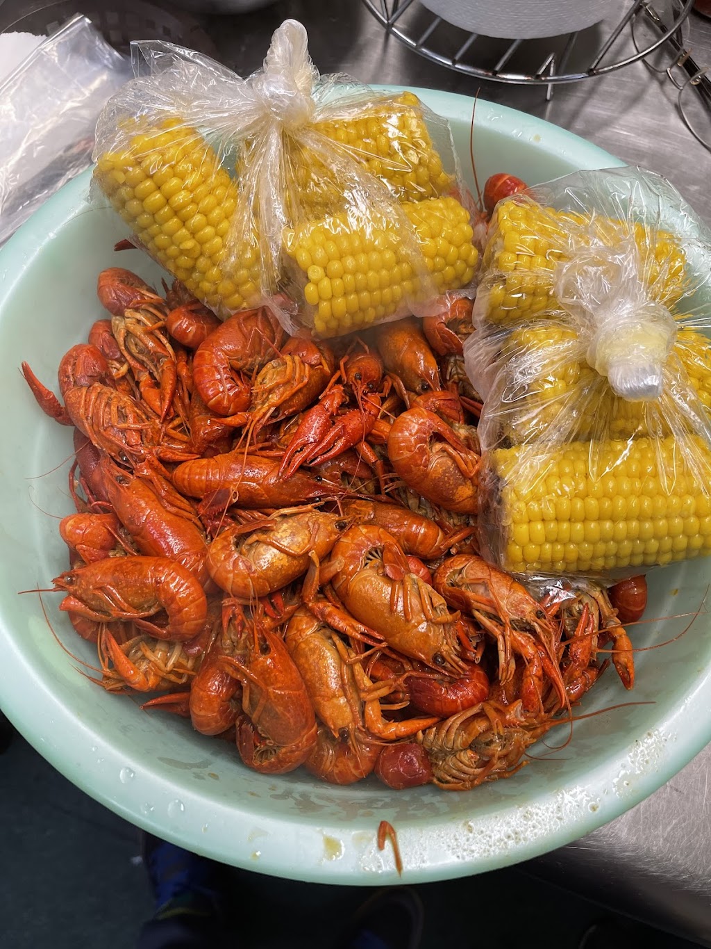 Louisiana seafood & po.boy | restaurant | 6835 S Peoria Ave, Tulsa, OK 74136, USA | 9189387142 OR +1 918-938-7142