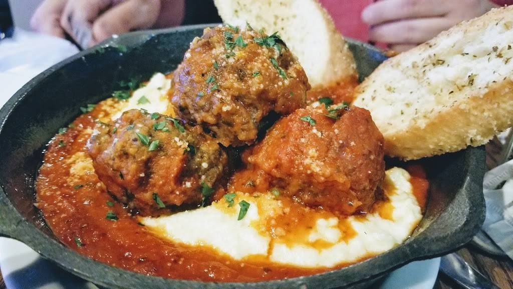 Cooms Corner Sports Grill | restaurant | 1225 E 9th St, Lockport, IL 60441, USA | 8158384420 OR +1 815-838-4420