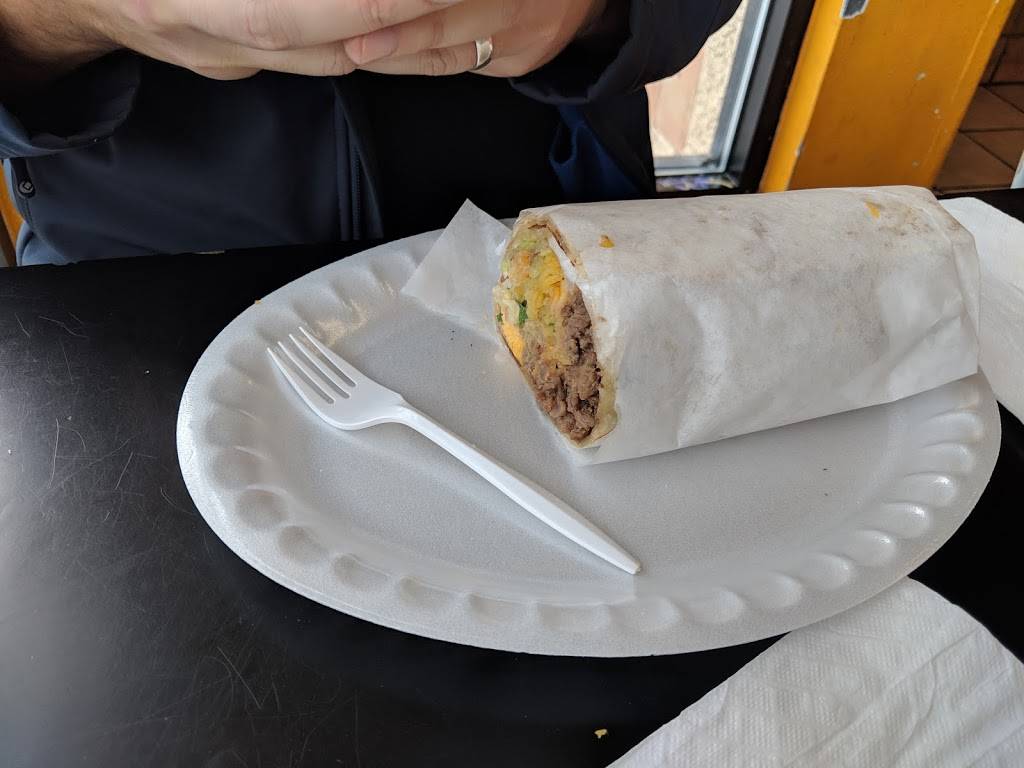 Lauritas Taco shop | restaurant | 4620 Boulder Hwy, Las Vegas, NV 89121, USA | 7024334379 OR +1 702-433-4379