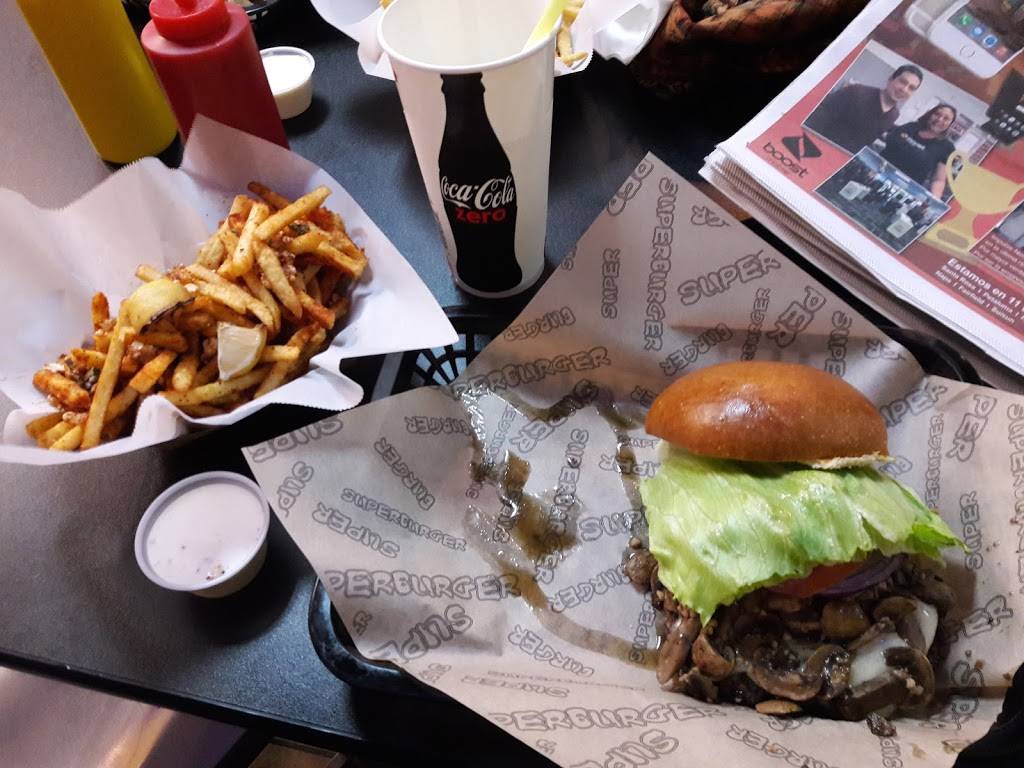 Superburger | restaurant | 750 Stony Point Rd Suite A-190, Santa Rosa, CA 95407, USA | 7078433041 OR +1 707-843-3041