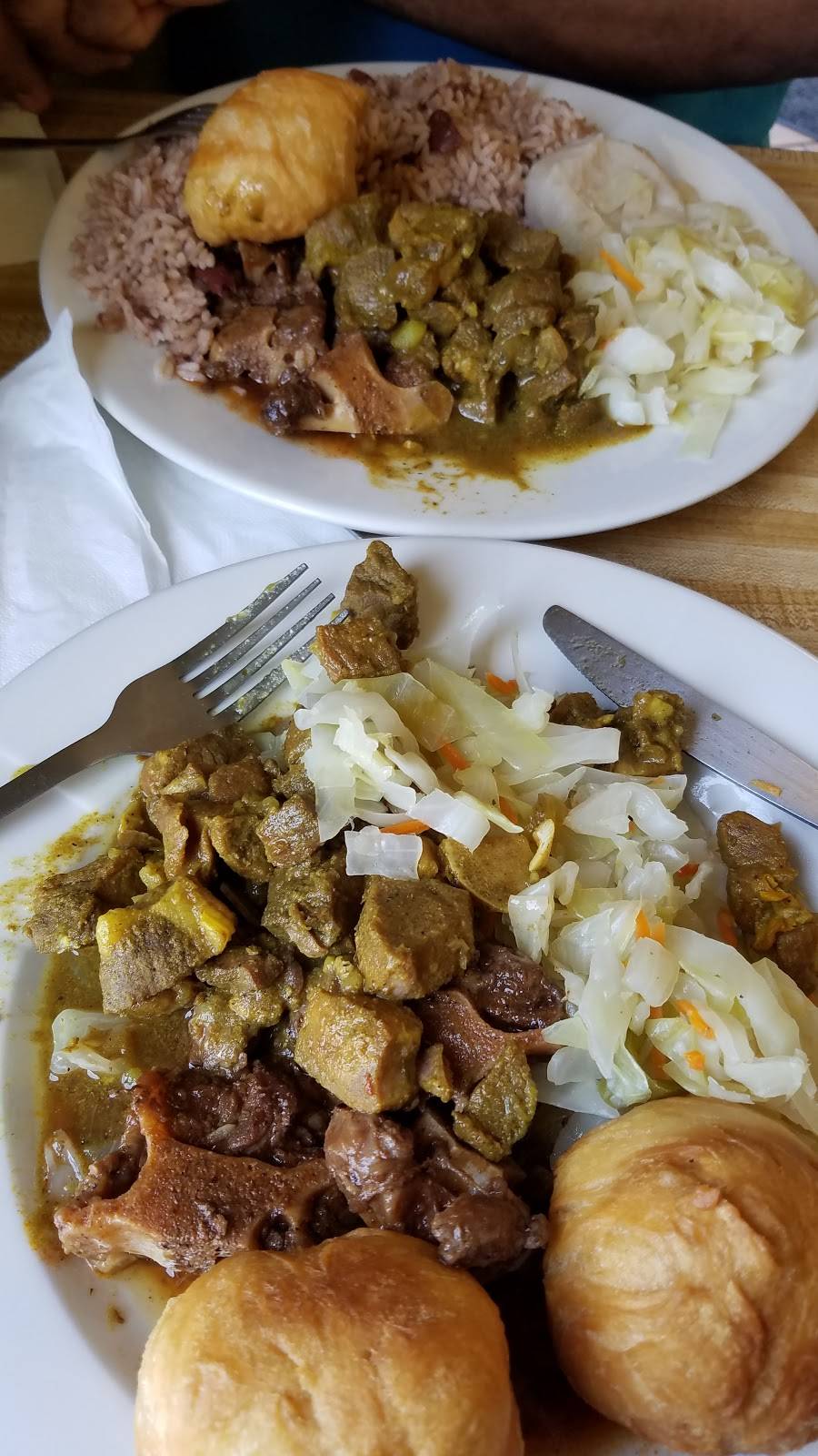 JAMAICAS FLAVOR | restaurant | 121 Pleasant St, Lynn, MA 01901, USA | 7814779517 OR +1 781-477-9517