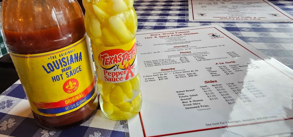 Guss World Famous Fried Chicken | restaurant | 117 S Hurstbourne Pkwy, Louisville, KY 40222, USA | 5025090146 OR +1 502-509-0146