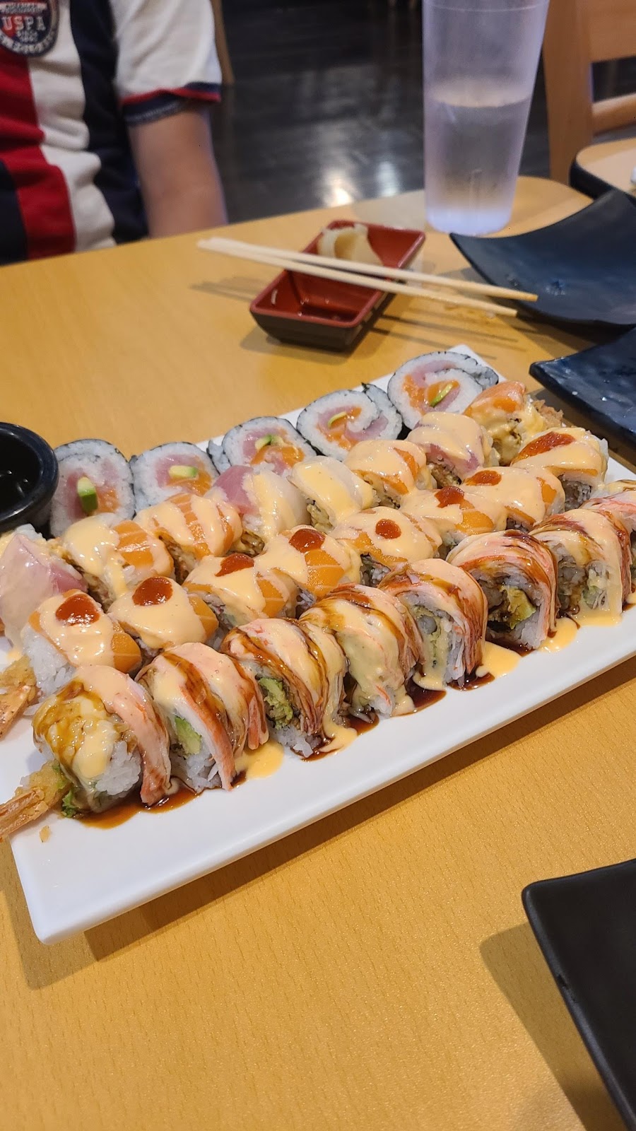 Blu Fin Sushi Fusion | restaurant | 2022 Wilcrest Dr, Houston, TX 77042, USA | 3465138856 OR +1 346-513-8856