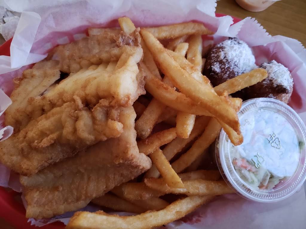 Jolly Gator Fish Camp | restaurant | 4650 FL-46, Geneva, FL 32732, USA | 4073495554 OR +1 407-349-5554