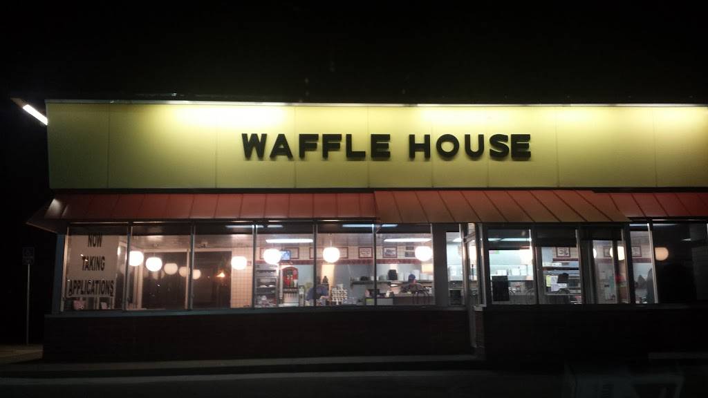 Waffle House | meal takeaway | 2305 Vintage Ct, Excelsior Springs, MO 64024, USA | 8166372281 OR +1 816-637-2281