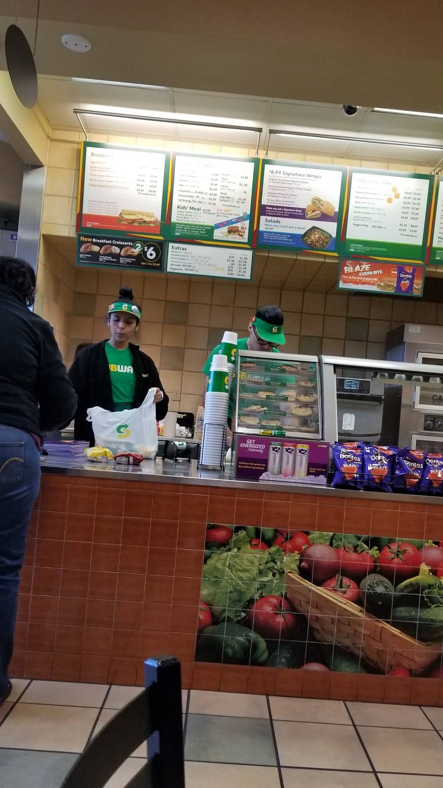 Subway | restaurant | 14380 Main Street, Space #103, Stater Bros. S/C, Hesperia, CA 92345, USA | 7609563163 OR +1 760-956-3163