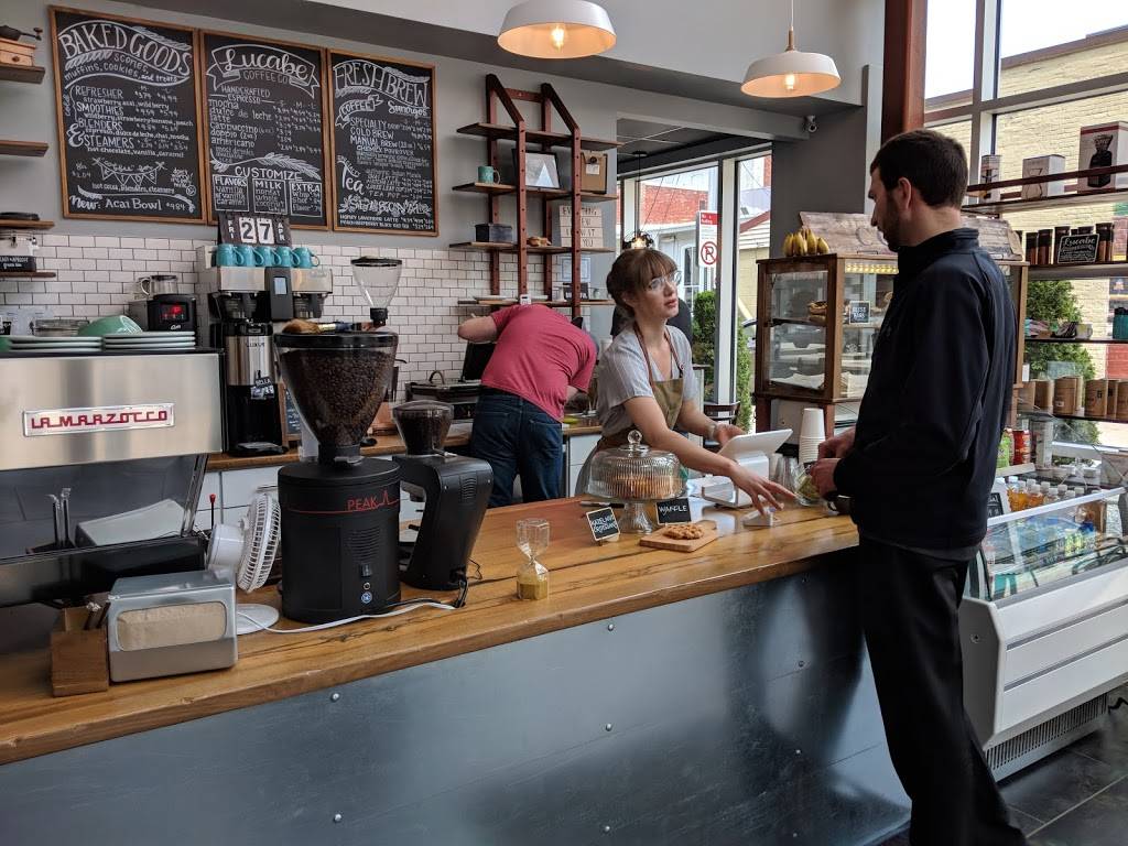 Dairy Queen Grill & Chill | restaurant | 616 3rd St, Columbus, IN 47201, USA | 8123729601 OR +1 812-372-9601