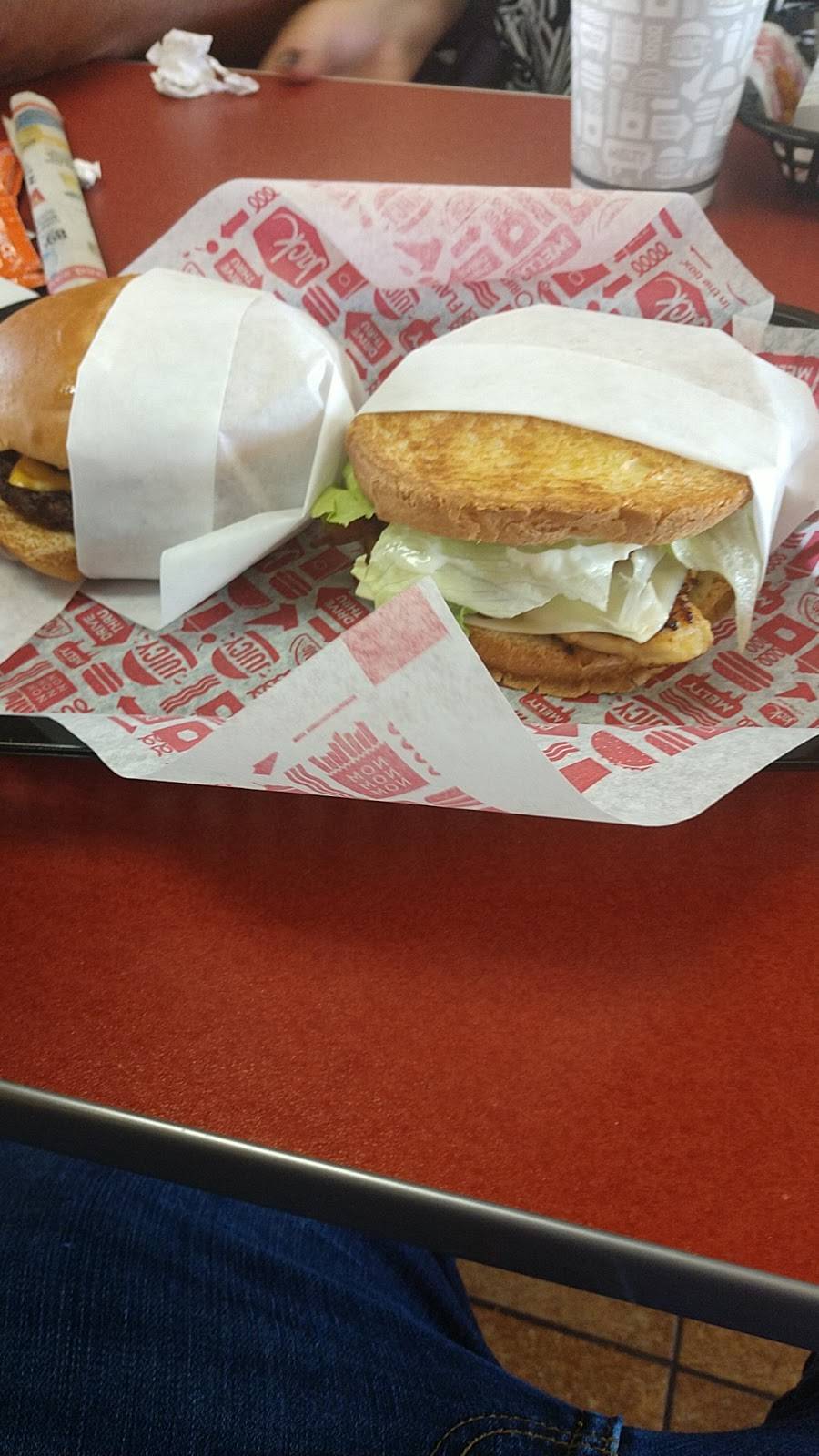 Jack in the Box | restaurant | 8349 Folsom Blvd, Sacramento, CA 95826, USA | 9163812261 OR +1 916-381-2261