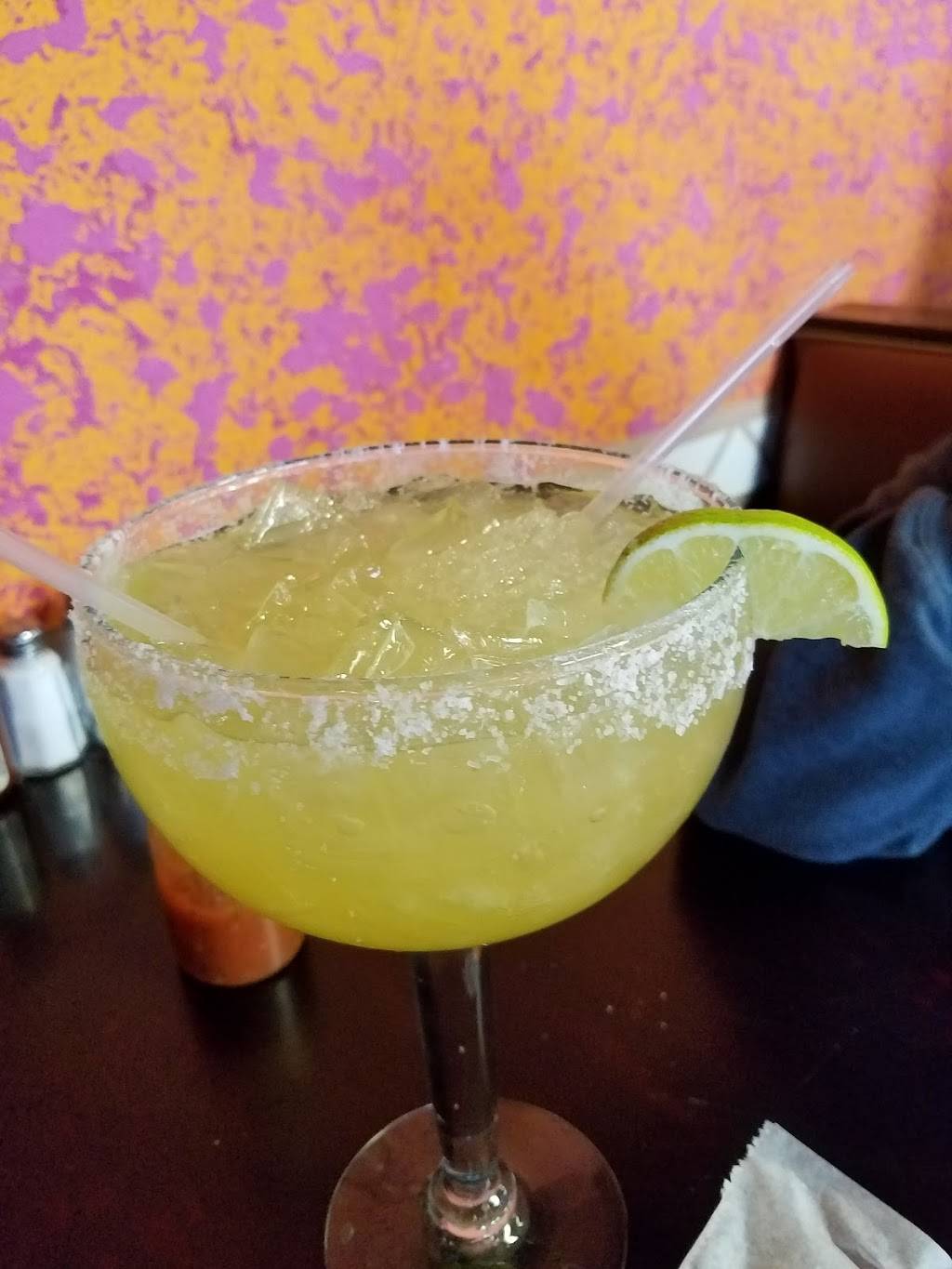 El Jimador | restaurant | 2930 W Edgewood Dr, Jefferson City, MO 65109, USA | 5736380232 OR +1 573-638-0232