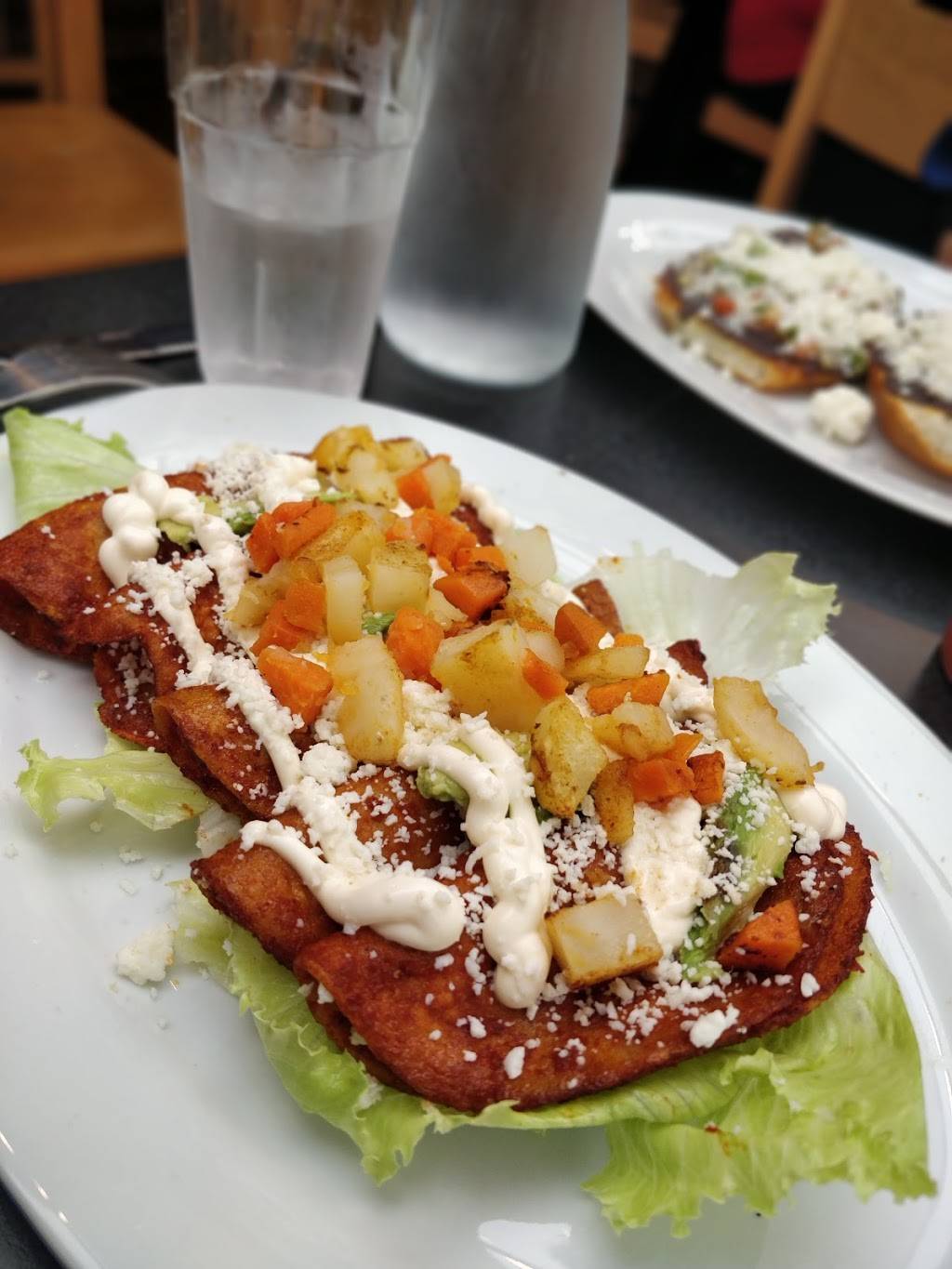 Amanecer Mexicano | restaurant | 2418 E Michigan Ave, Lansing, MI 48912, USA | 5175744461 OR +1 517-574-4461