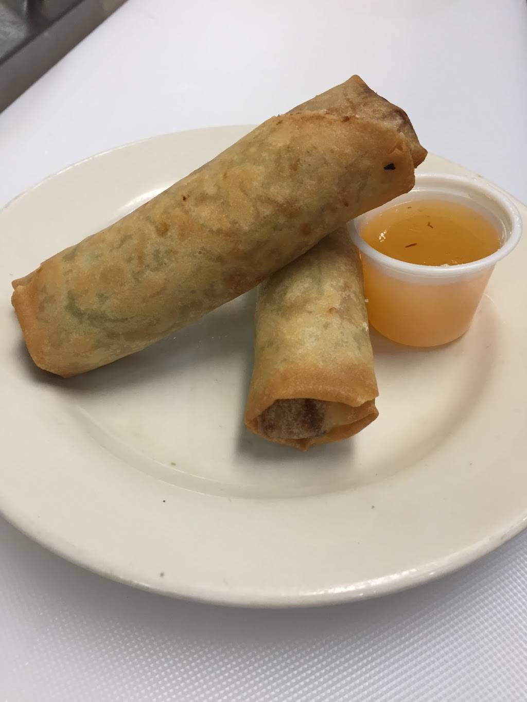 Von Thai | restaurant | 11494 E 10 Mile Rd, Warren, MI 48089, USA | 5864864930 OR +1 586-486-4930