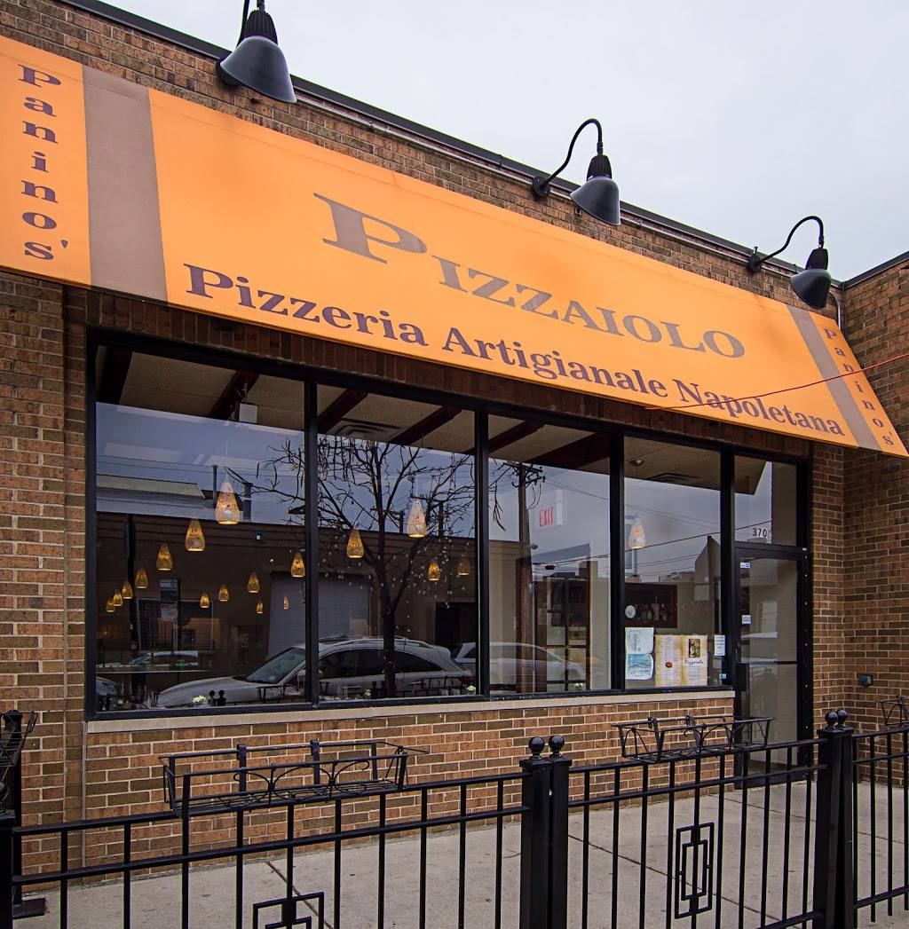 Pizzaiolo by Paninos | restaurant | 3704 N Broadway, Chicago, IL 60613, USA | 7734725004 OR +1 773-472-5004