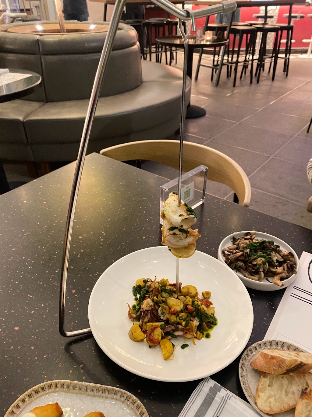 Oliva Tapas Españolas | restaurant | 3229 Broadway, New York, NY 10027, USA | 9175229830 OR +1 917-522-9830