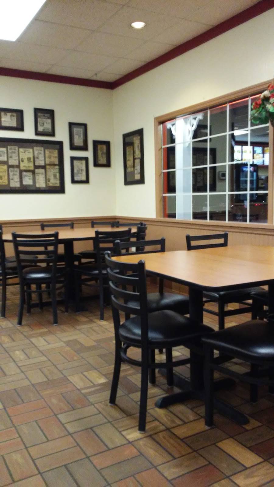 Lees Famous Recipe Chicken | restaurant | 2011 N Verity Pkwy, Middletown, OH 45042, USA | 5134232999 OR +1 513-423-2999