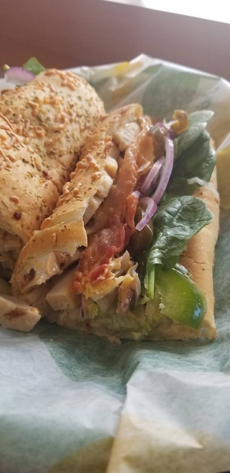 Subway | restaurant | 1265 York Mills Rd F1-2, North York, ON M3A 1Z5, Canada | 4169017827 OR +1 416-901-7827