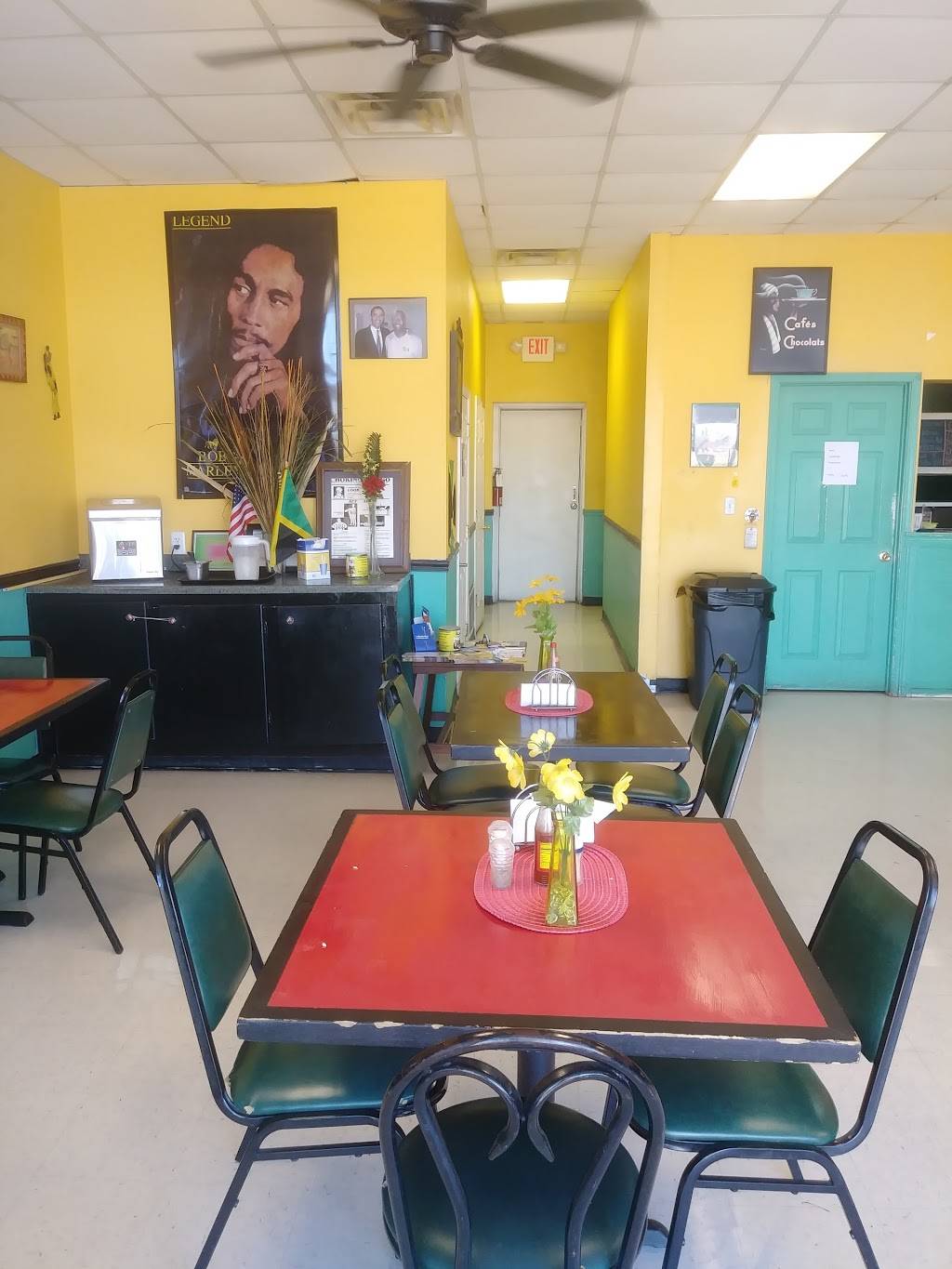 Avas Caribbean Restaurant | restaurant | 2901 W Stan Schlueter Loop #300, Killeen, TX 76549, USA | 2542009911 OR +1 254-200-9911