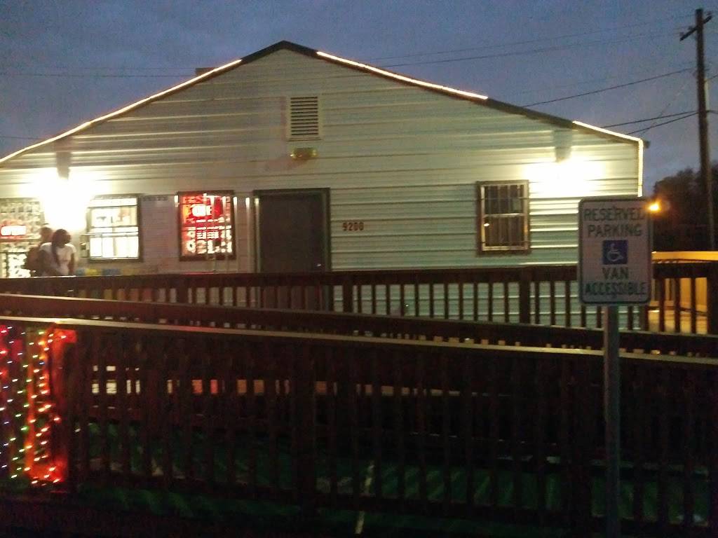 Hot Stop Breakfast & More | restaurant | 9202 Ashville Dr, Houston, TX 77051, USA | 7137339393 OR +1 713-733-9393