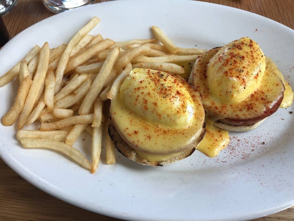 Bacon Social House | restaurant | 2100 W Littleton Blvd, Littleton, CO 80120, USA | 7207507107 OR +1 720-750-7107