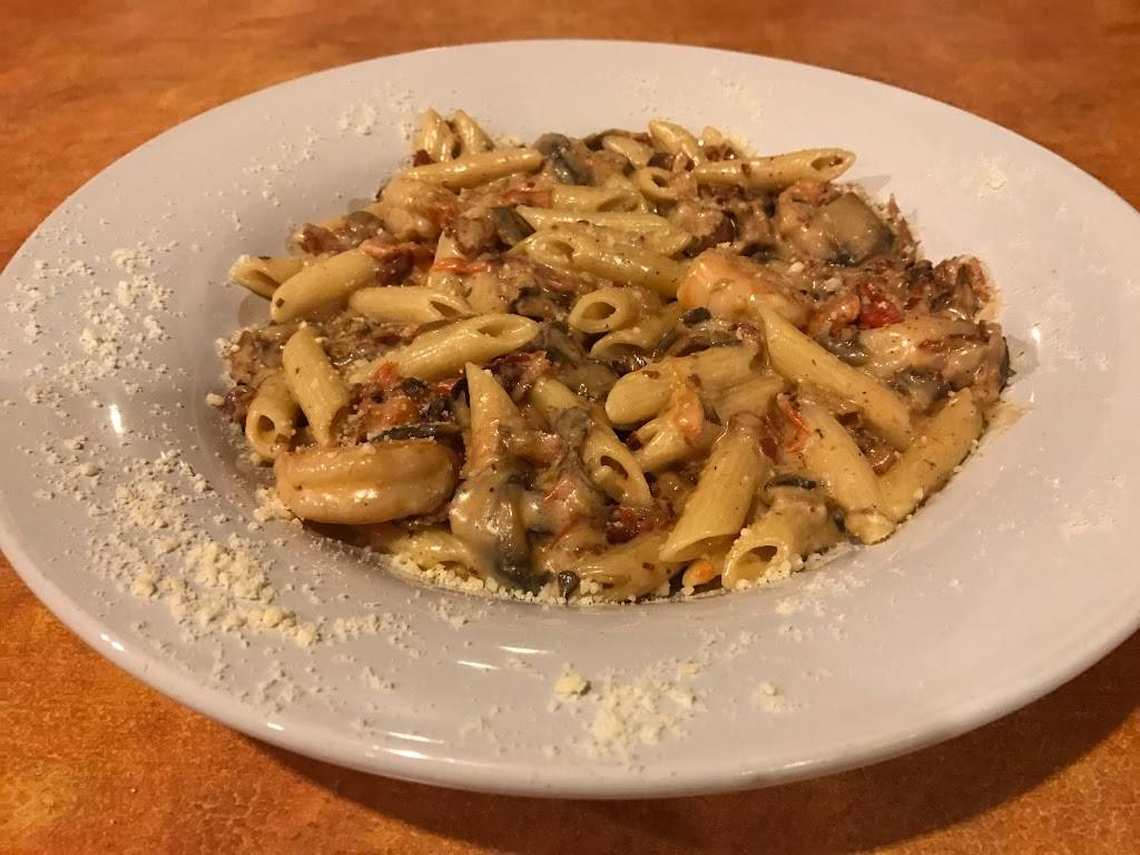 Mimmos Italian Restaurant | restaurant | 120 S Division St, Norris City, IL 62869, USA | 6183783004 OR +1 618-378-3004