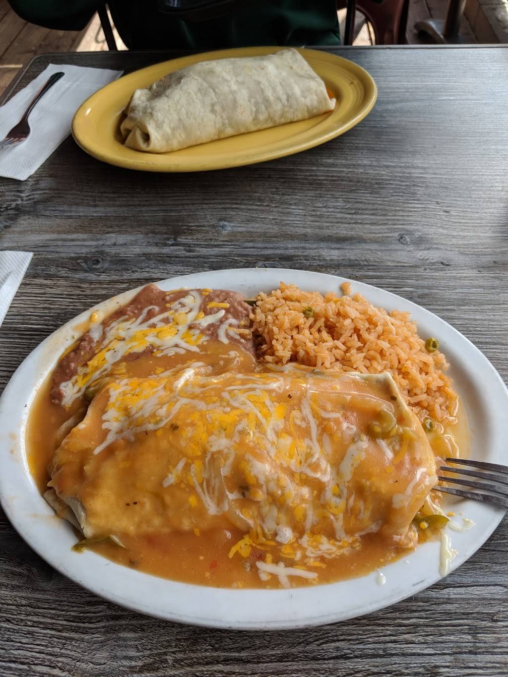 Mission Burrito | restaurant | 23640 Victory Blvd, Woodland Hills, CA 91367, USA | 8187106666 OR +1 818-710-6666