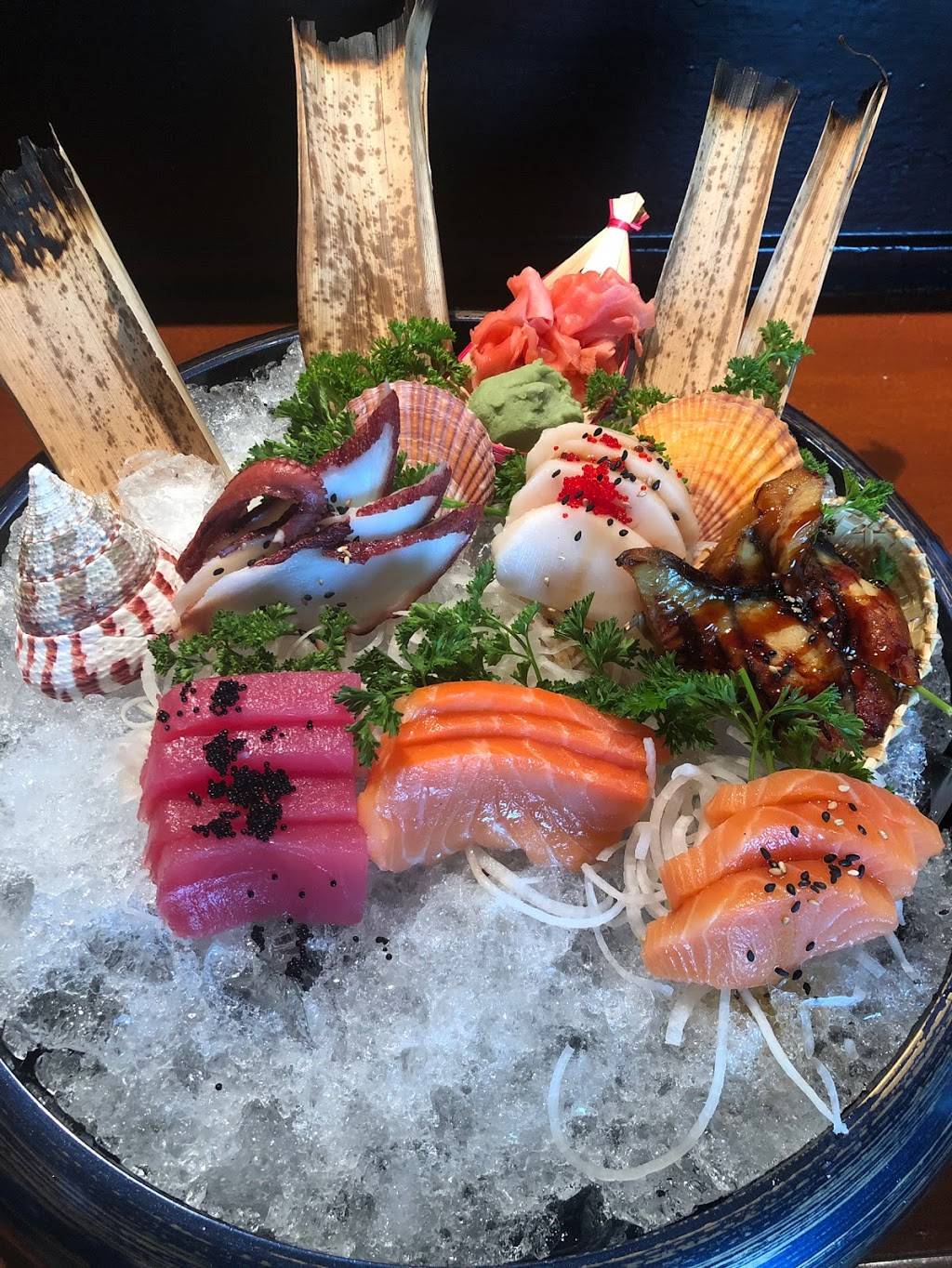 Eatiny Thai&Sushi | restaurant | 935 N Beneva Rd Suite 401, Sarasota, FL 34232, USA | 9417063848 OR +1 941-706-3848