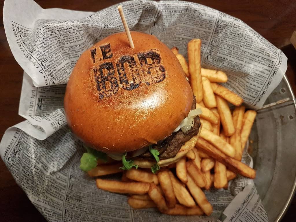 Le Bob | restaurant | 4855 Boulevard des Forges, Trois-Rivières, QC G8Y 4Z3, Canada | 8198405202 OR +1 819-840-5202