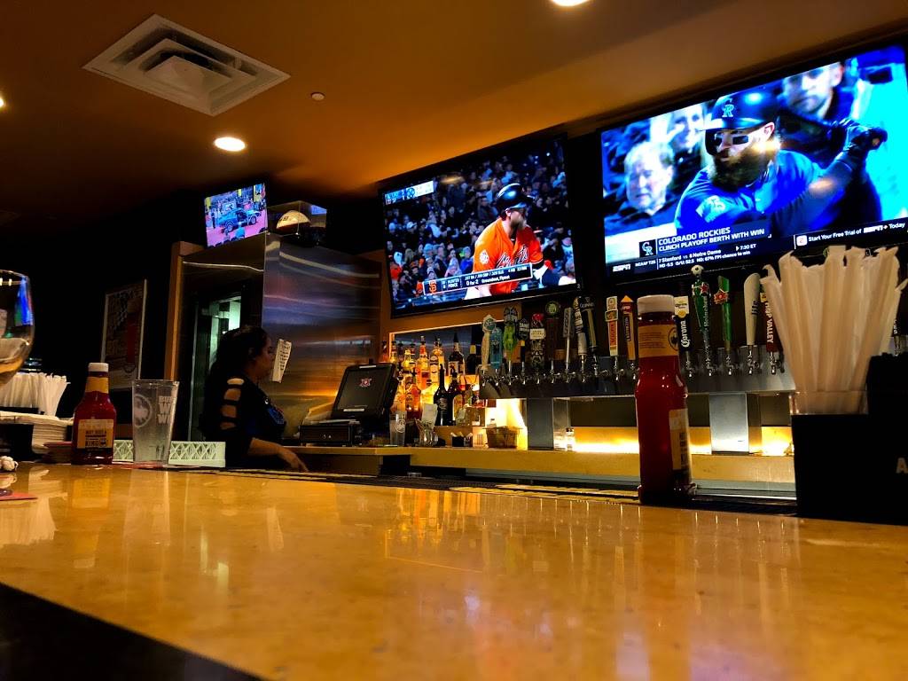 Buffalo Wild Wings | restaurant | 859 Blossom Hill Rd, San Jose, CA 95123, USA | 4083631690 OR +1 408-363-1690