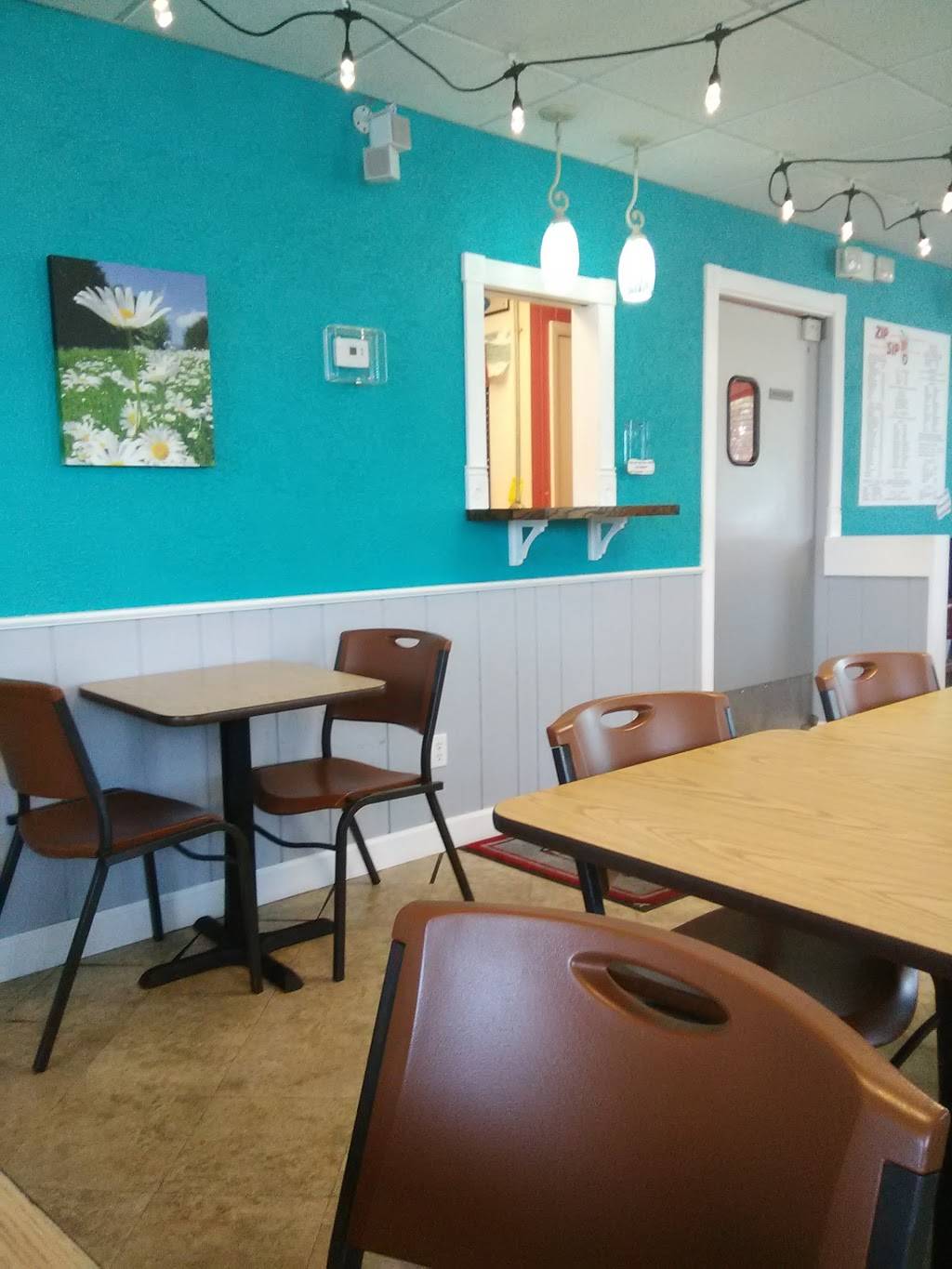 Zip and Sip - 6th Street | restaurant | 1527 N 6th St, Vincennes, IN 47591, USA | 8123160402 OR +1 812-316-0402