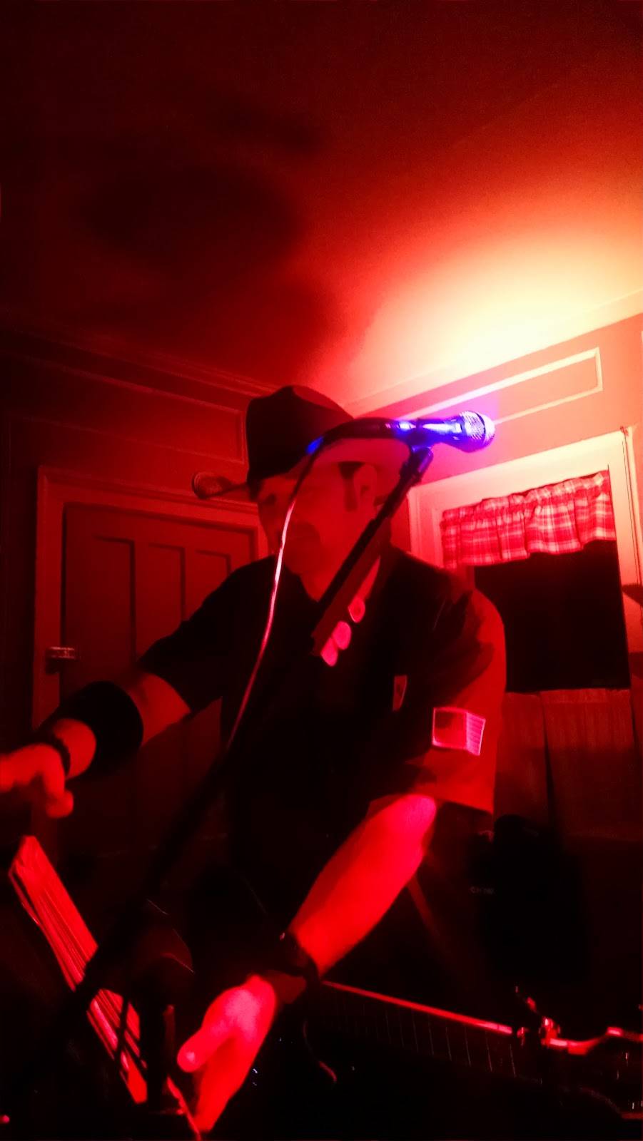 Haskells Inn | restaurant | 3655 NY-8, Cold Brook, NY 13324, USA | 3158265533 OR +1 315-826-5533