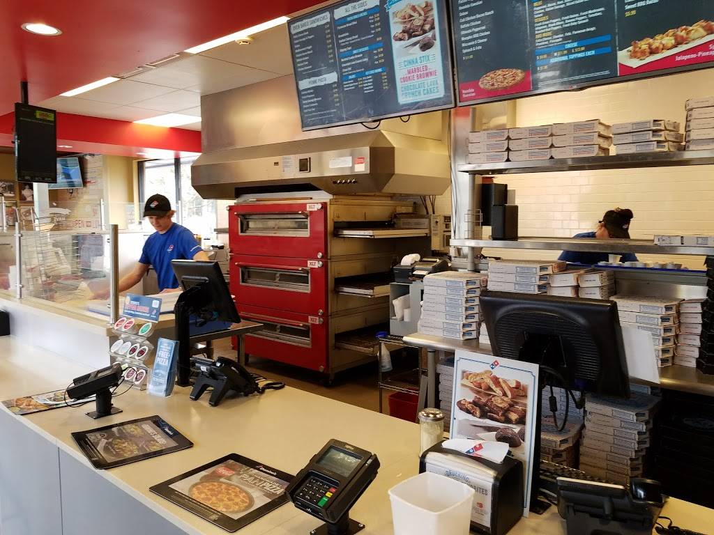 Dominos Pizza | meal delivery | 956 Molalla Ave, Oregon City, OR 97045, USA | 5035577500 OR +1 503-557-7500