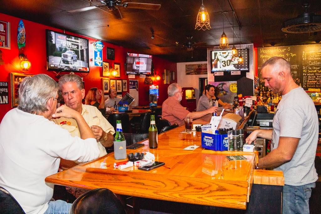 Ralphs Place | restaurant | 1305 Cape Coral Pkwy E, Cape Coral, FL 33904, USA | 2395492040 OR +1 239-549-2040