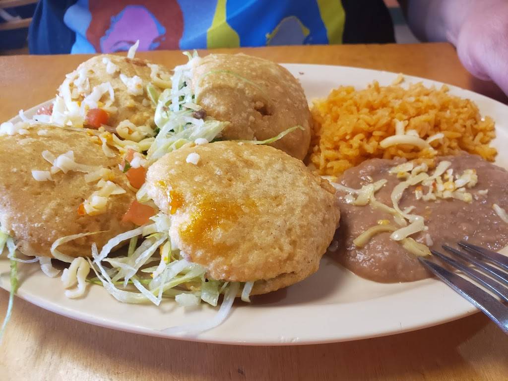 Sr. Benjos | restaurant | 3504 Alameda Ave, El Paso, TX 79905, USA | 9158387874 OR +1 915-838-7874