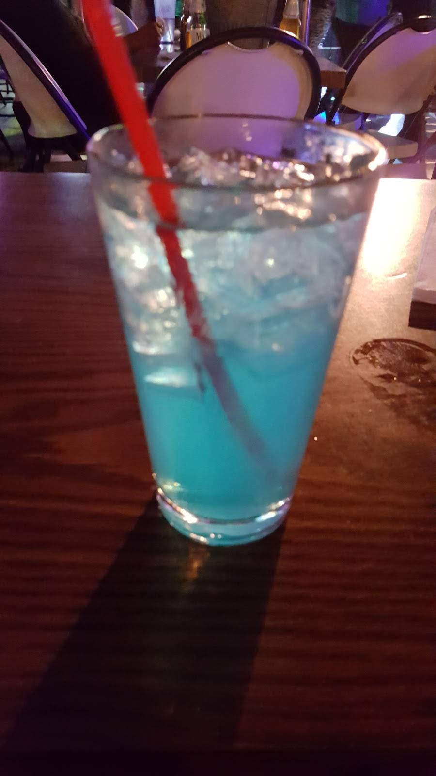 Fiesta Del Mar Family Restaurant | restaurant | 12803 Ambaum Blvd SW, Burien, WA 98146, USA | 2064665251 OR +1 206-466-5251