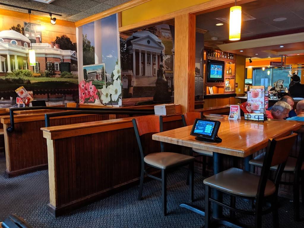 Applebees Grill + Bar | restaurant | 571 Branchlands Blvd, Charlottesville, VA 22901, USA | 4349745596 OR +1 434-974-5596