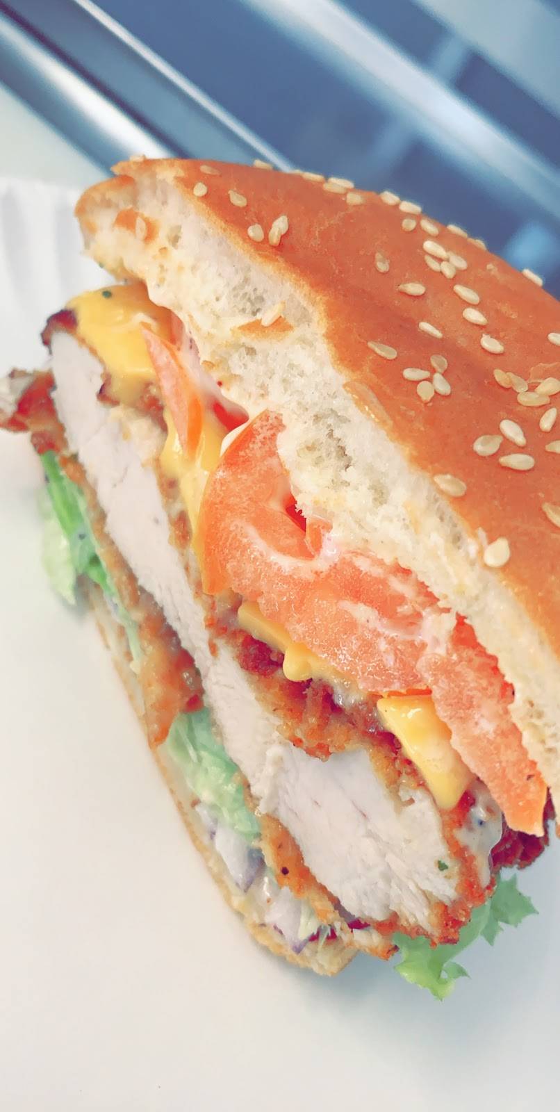 Palermos Pizza | restaurant | 569 Gladstone Ave, Ottawa, ON K1R 5P2, Canada | 6136807774 OR +1 613-680-7774