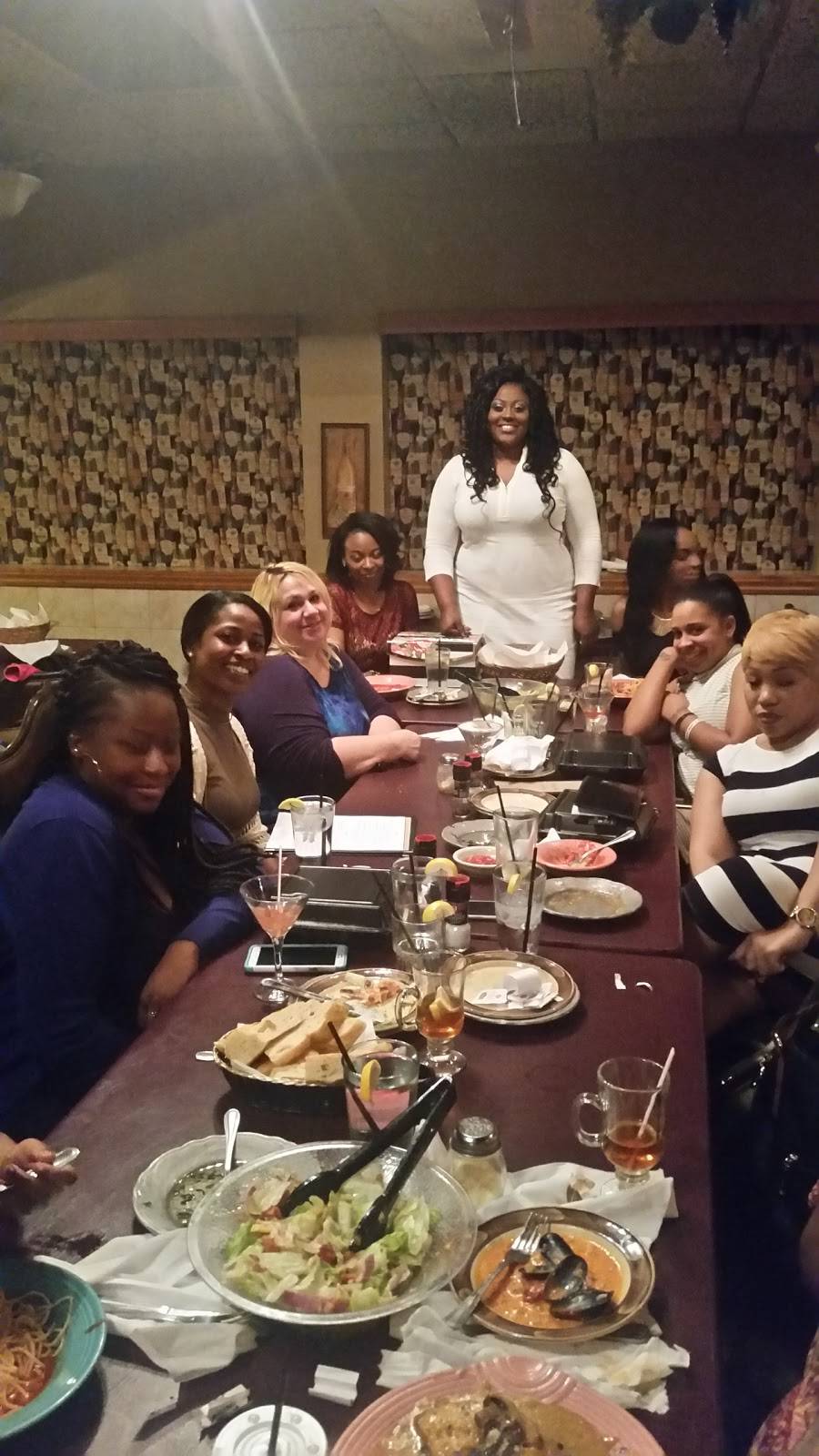 Nicolinnis | restaurant | 1912 S Raccoon Rd, Youngstown, OH 44515, USA | 3307999999 OR +1 330-799-9999