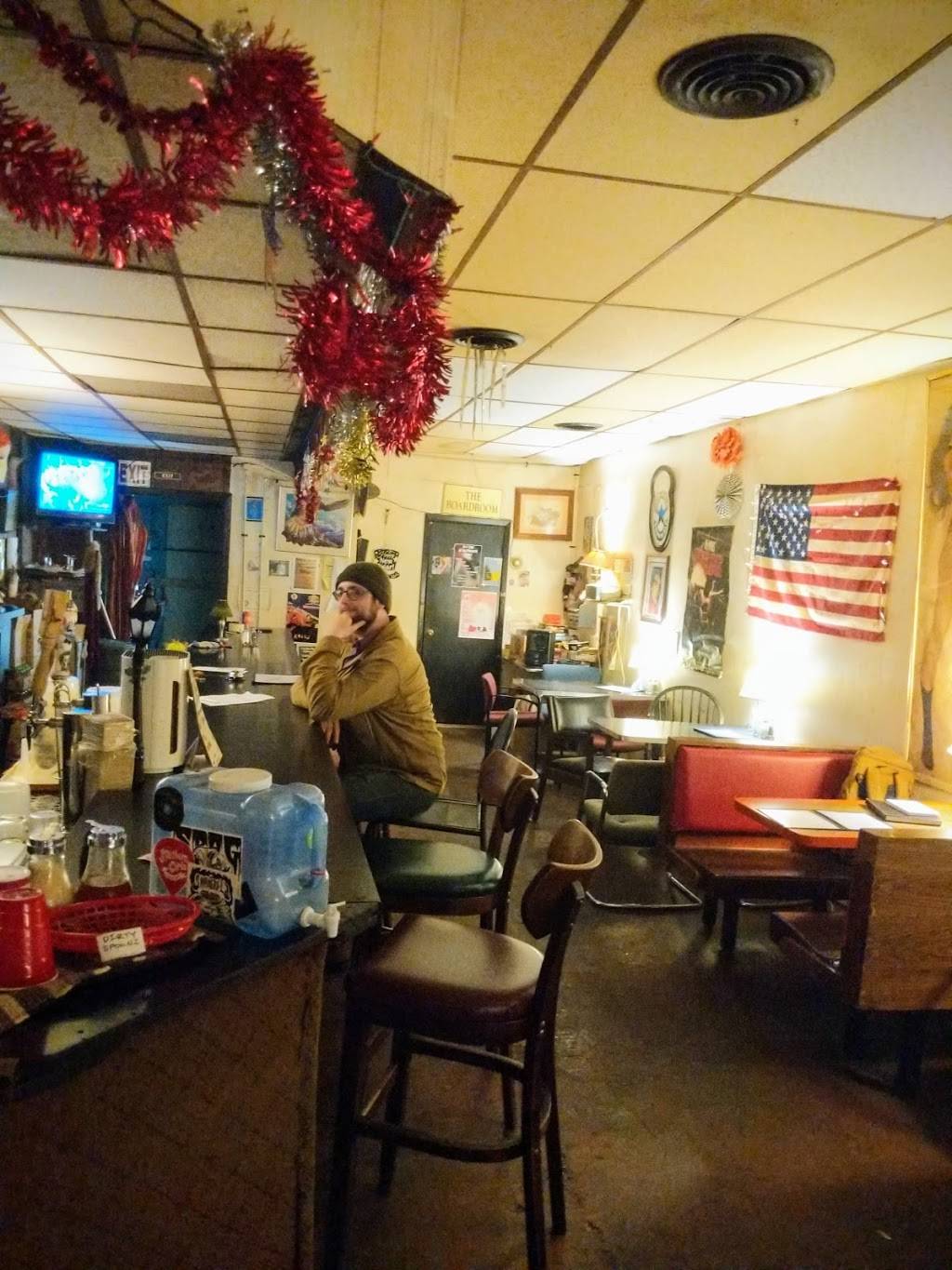 Lamplighter Lounge | cafe | 1702 Madison Ave, Memphis, TN 38104, USA | 9015675322 OR +1 901-567-5322