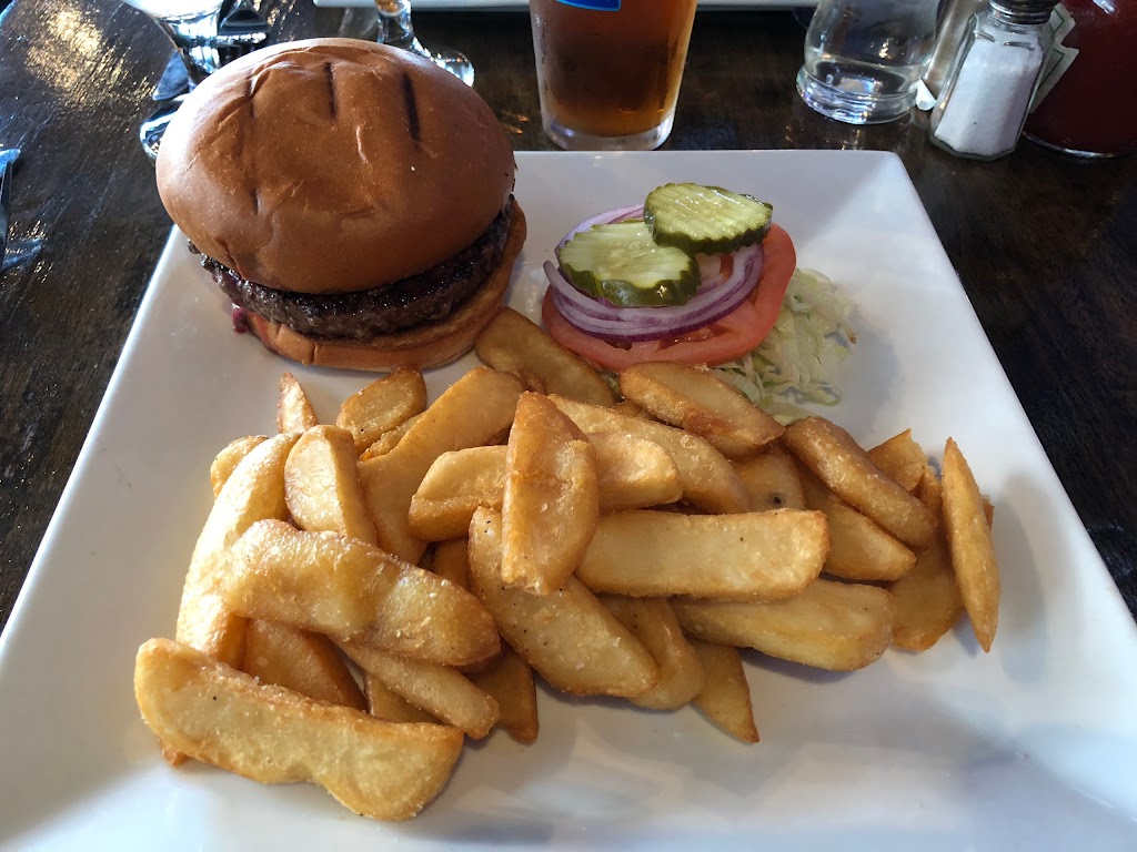 Hudson Station | restaurant | 440 9th Ave, New York, NY 10001, USA | 2122444406 OR +1 212-244-4406