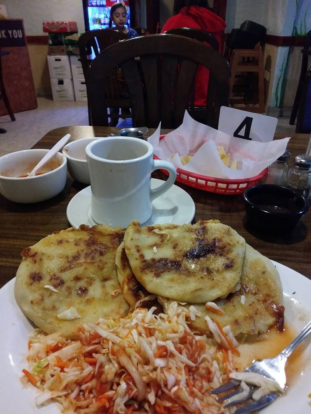 Lirios Restaurant | restaurant | 919 E Pioneer Dr, Irving, TX 75061, USA | 9728710488 OR +1 972-871-0488