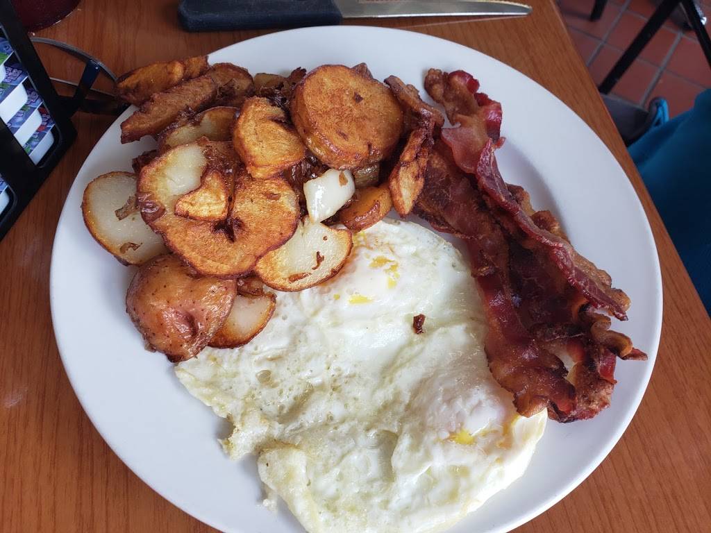 Fowler Street Grill | restaurant | 3570 Fowler St, Fort Myers, FL 33901, USA | 2399310522 OR +1 239-931-0522