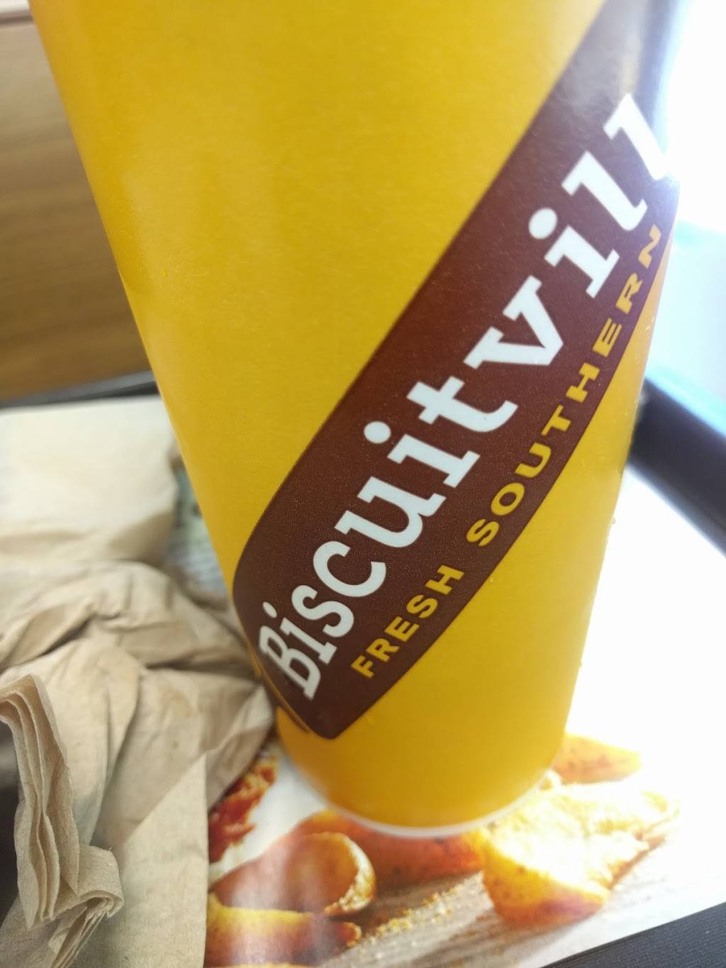 Biscuitville | cafe | 2145 Peters Creek Pkwy, Winston-Salem, NC 27103, USA | 3367235034 OR +1 336-723-5034