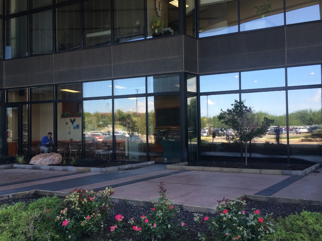 Choonees Cafe | restaurant | 7101 College Blvd, Shawnee Mission, KS 66210, USA | 9136961011 OR +1 913-696-1011