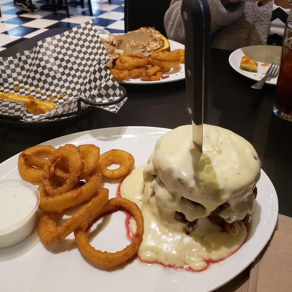 Hotrods Old Vail | restaurant | 10500 E Old Vail Rd, Tucson, AZ 85747, USA | 5202020987 OR +1 520-202-0987